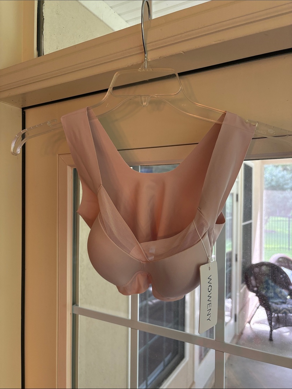 Woweny Seamless / Wireless Light Pink Comfort Bra SZ Small